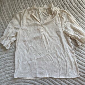 Elegant cream white Blouse ruffled sleeves old money elevated basic